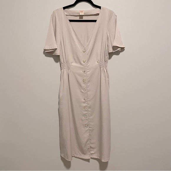 Smash + Tess The Jane Dress in Pearl (taupe) - Picture 2 of 6